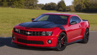 На фото Chevrolet Camaro ZL1